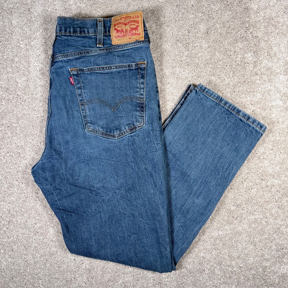 Levi's 541 Athletic Taper Men's 38x32 Blue Denim Jeans Medium Wash Stretch